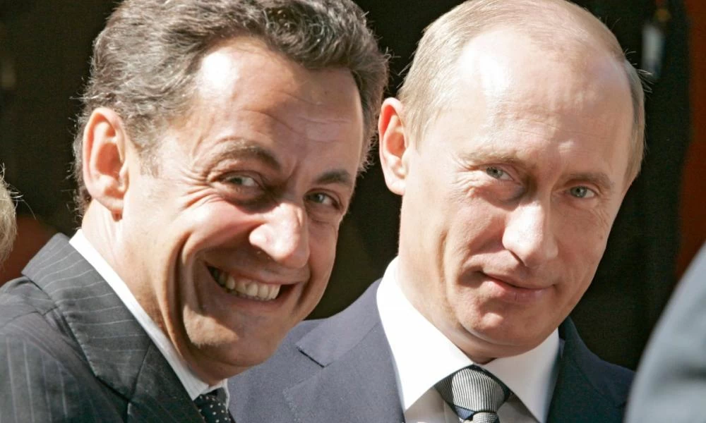 Ο "πειρασμός" που "έσπασε τον πάγο" μεταξύ Σαρκοζί - Πούτιν